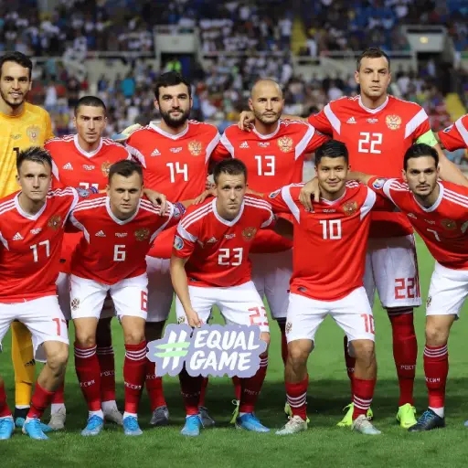 El equipo titular de Rusia que jugó contra Chipre. Foto: AFP