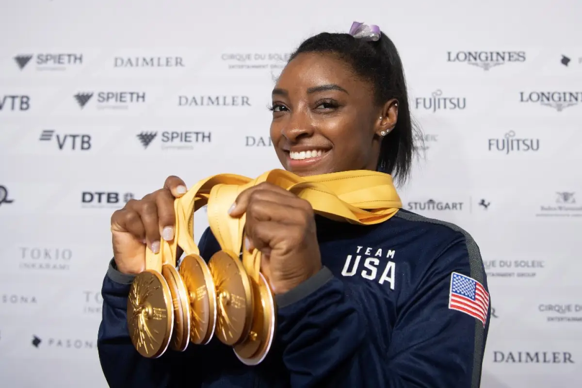 Simone Biles se convirtió este domingo en Leyenda. 