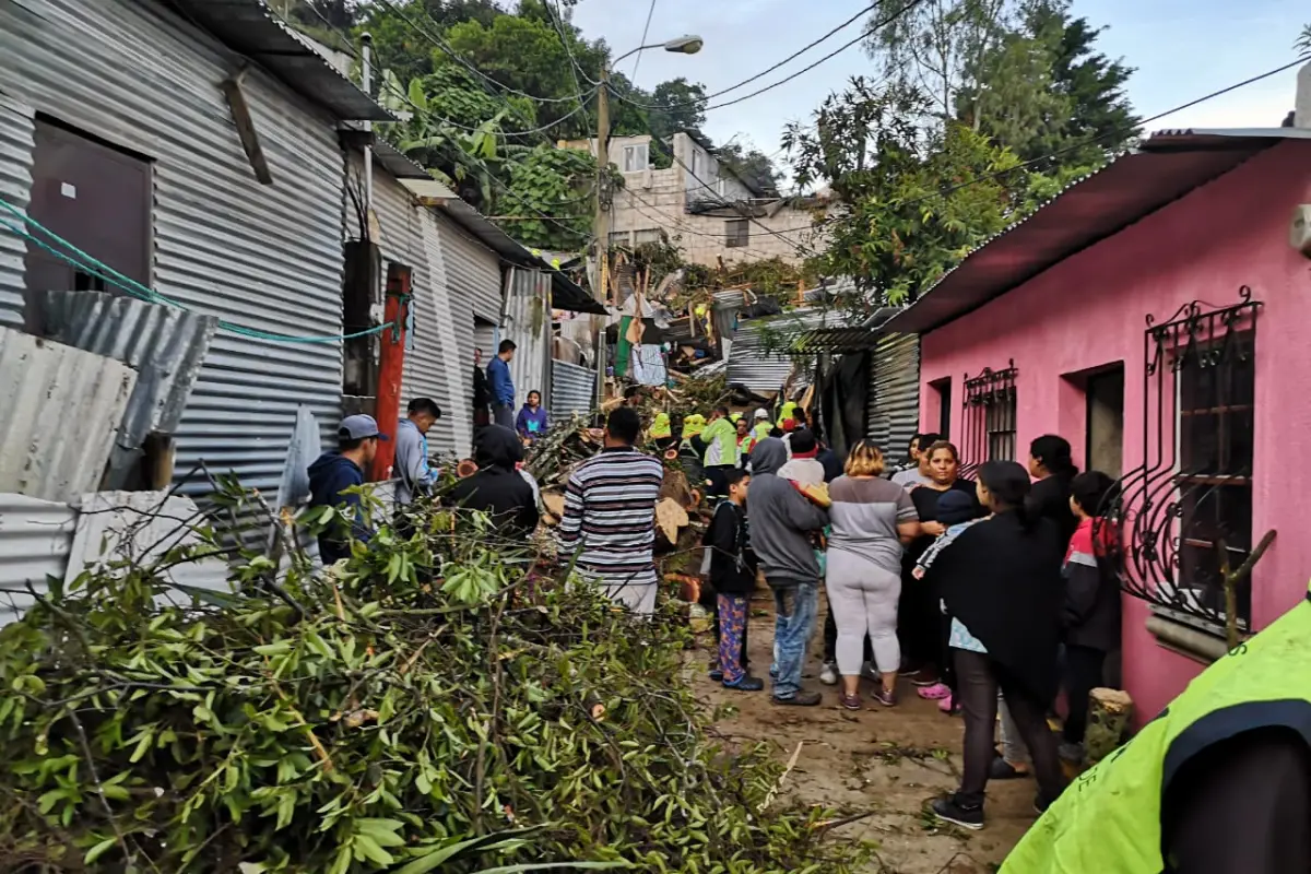 acatán2, 
