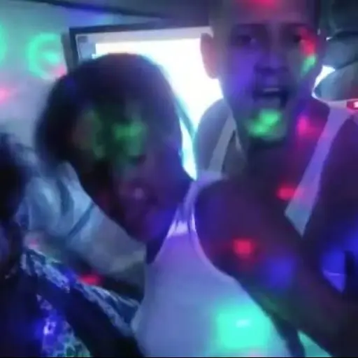 VIDEO: Recluso tenía una discoteca con mujeres en su celda