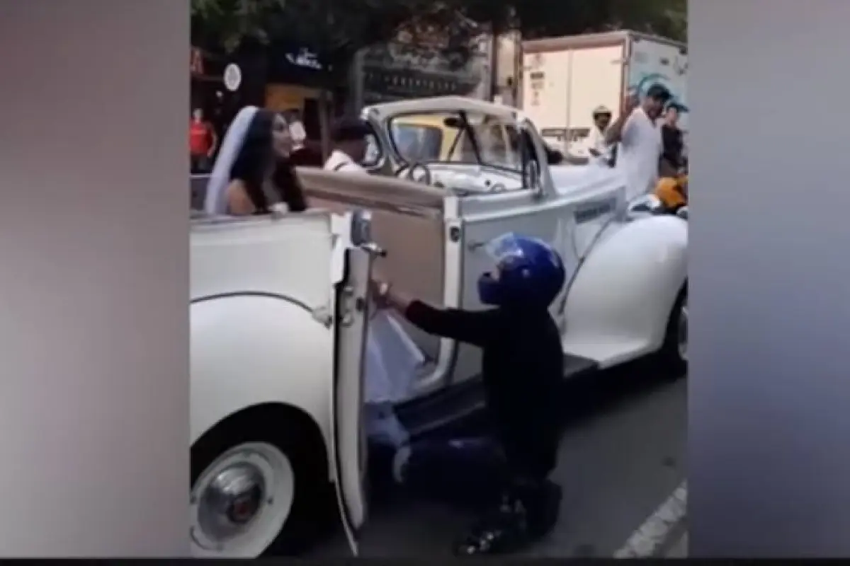 Todo ocurrió en una de las calles de Medellín, Colombia.