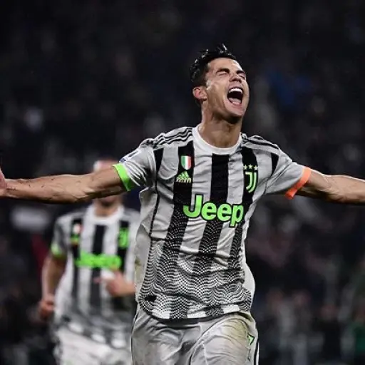 Cristiano Ronaldo celebra su anotación frente al Génova. Foto: Twitter ,