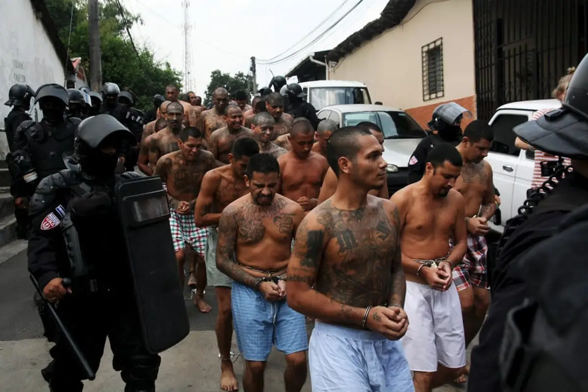 Pandillas El Salvador Alejandro Giammattei Emisoras Unidas Guatemala, 