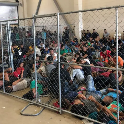 EEUU envía a Hawái a migrantes guatemaltecos que solicitan asilo