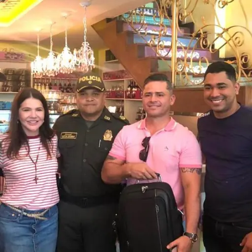 El hecho ha generado múltiples comentarios de felicitación al mesero.