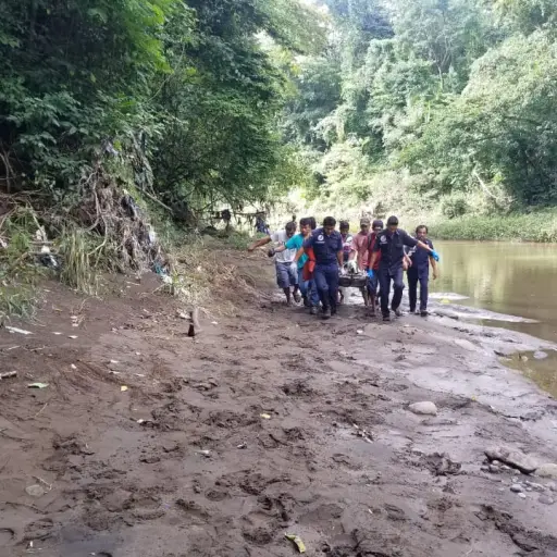 Localizan a hombre sin vida en rio Ican