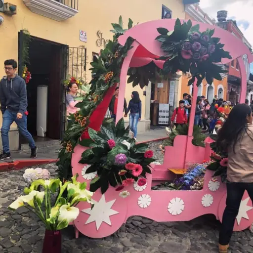 festival de las flores antigua ,