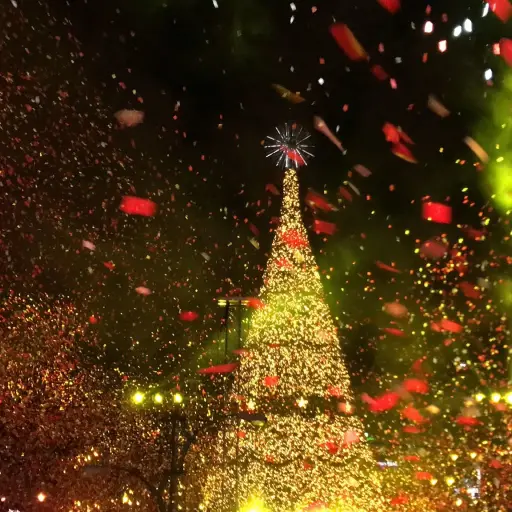 arbol gallo abre temporada navidena en guaatemala5 ,