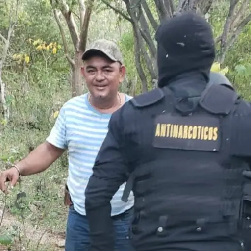 Era buscado desde 2008 y tiene orden de extradición.