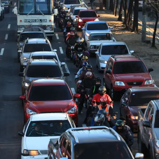 Tránsito vehicular ,