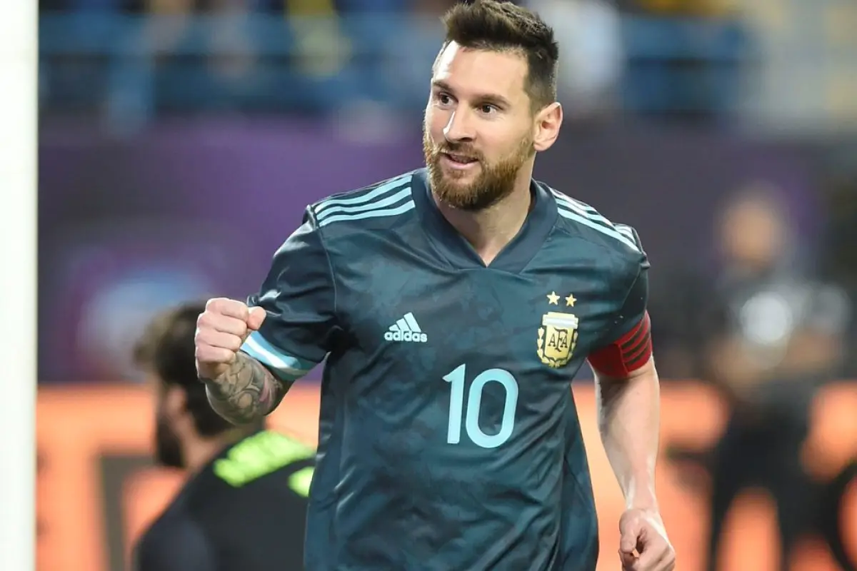 Messi gol ante Brasil en amistoso, 