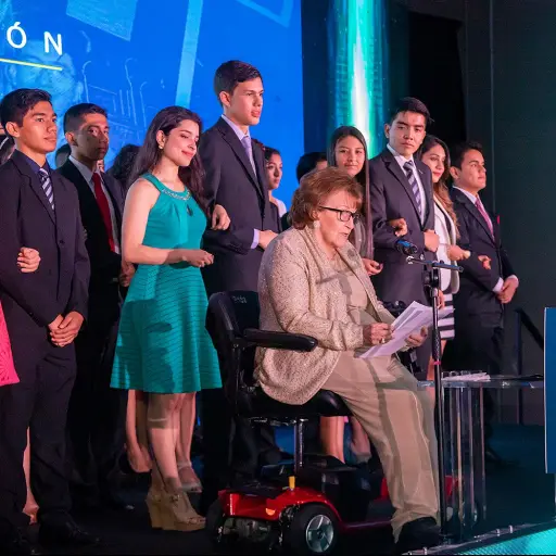 Fundacion Juan Bautista Gutierrez entrega 35 becas universitarias