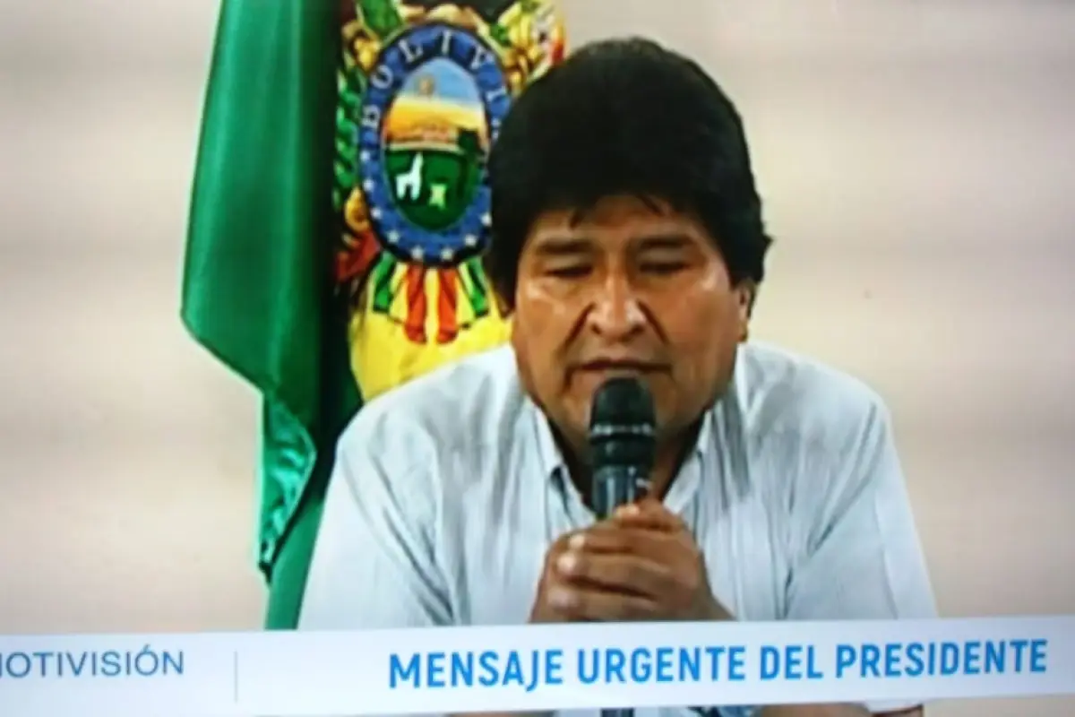 Evo Morales renuncia al cargo 1, 