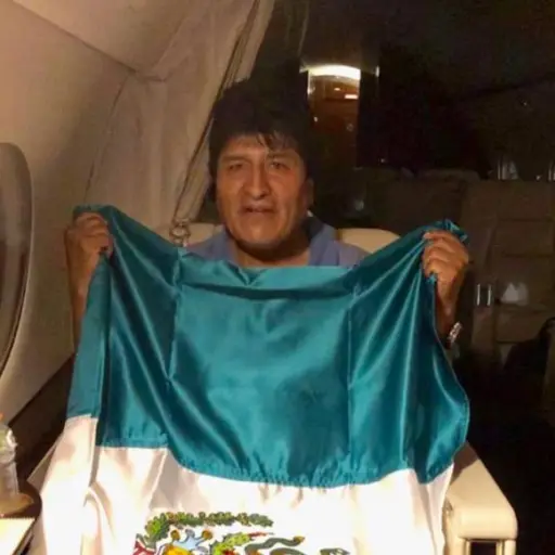 Morales dejó Bolivia luego de renunciar al cargo tras semanas de protestas.