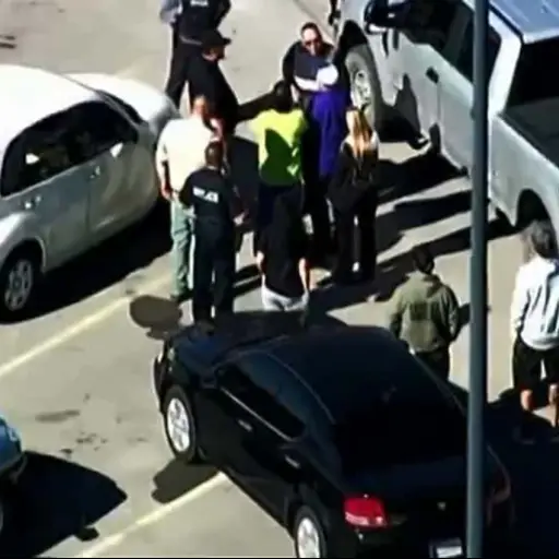 Tiroteo deja tres muertos en un supermercado de EEUU