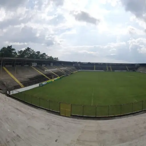 estadio Israel Barrios de Coatepeque - Emisoras Unidas ,