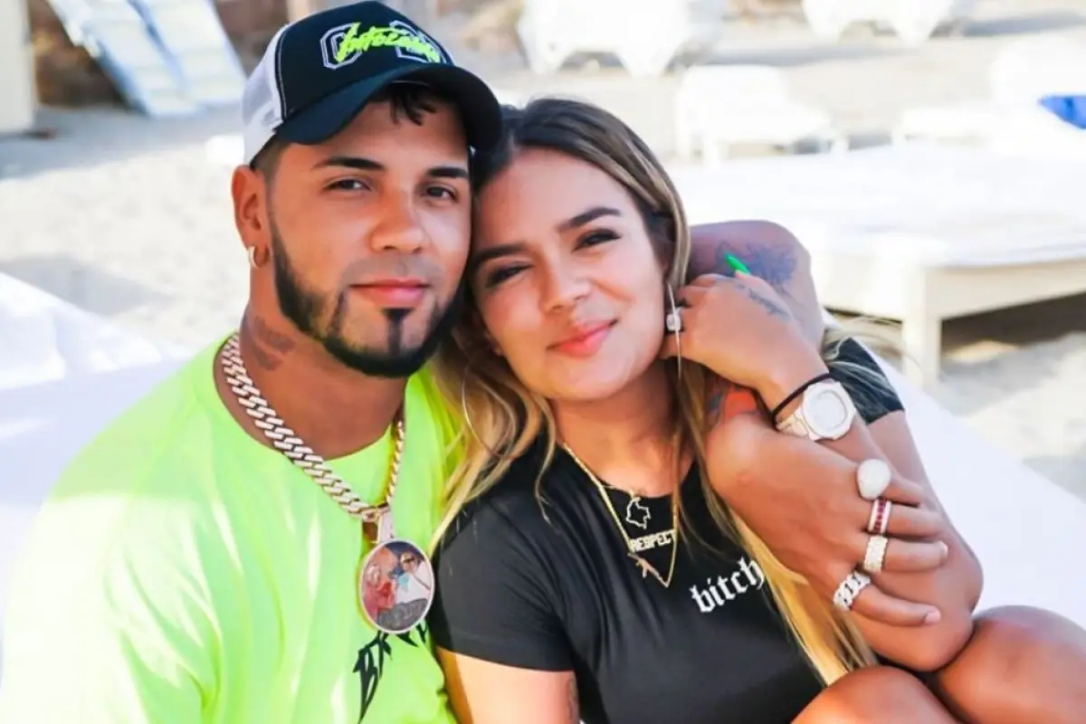 Anuel  y Karol G