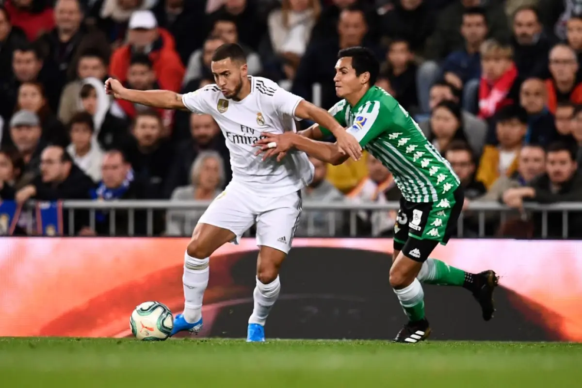 Eden Hazard durante el juego frente al Betis. Foto: AFP