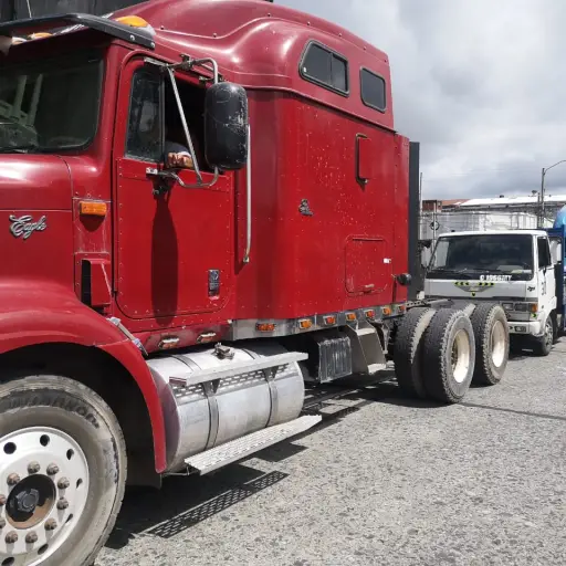 El transporte pesado protesta contra los reductores de velocidad2 ,