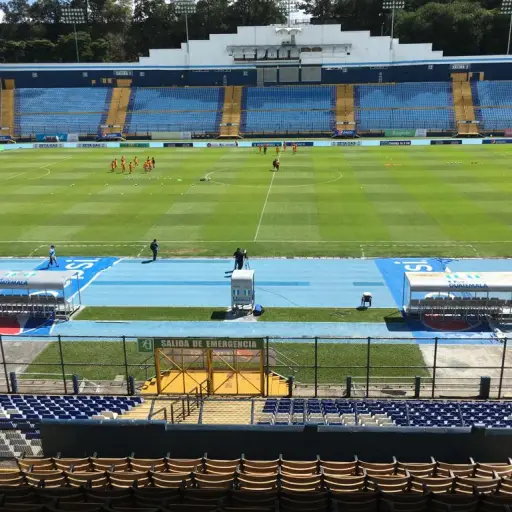 La máxima instalación del país nuevamente luce vacía. Foto: Omar Solís