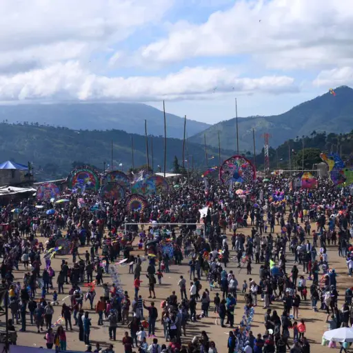 Barriles Gigantes Sumpango Sacatepequez Emisoras Unidas Guatemala ,