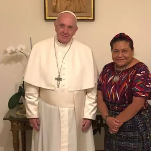 Rigoberta Menchú presentó un informe sobre la crisis en Chile.