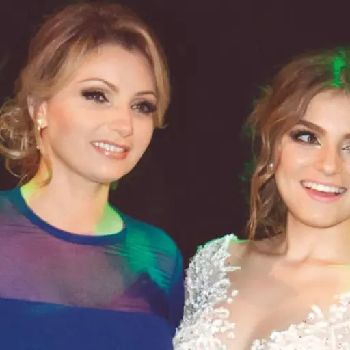 Sofía Castro recibe duras críticas por su aparición con herpes labial ,