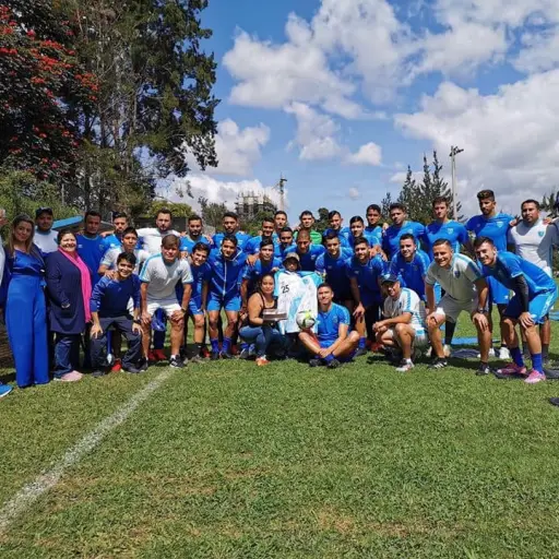 Antes de fallecer, nino cumplio su sueno de conocer a la Sele3