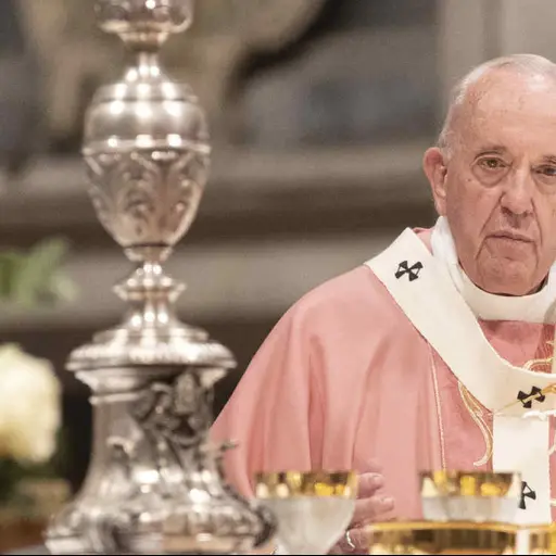 El papa Francisco levanta el secreto pontificio sobre agresiones sexuales