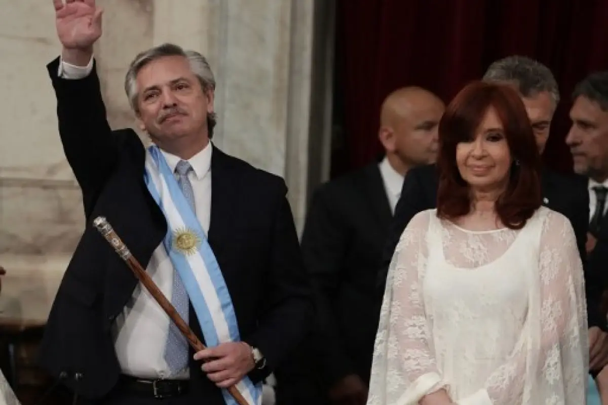 El peronista Alberto Fernández asume como presidente de Argentina. Foto: AFP