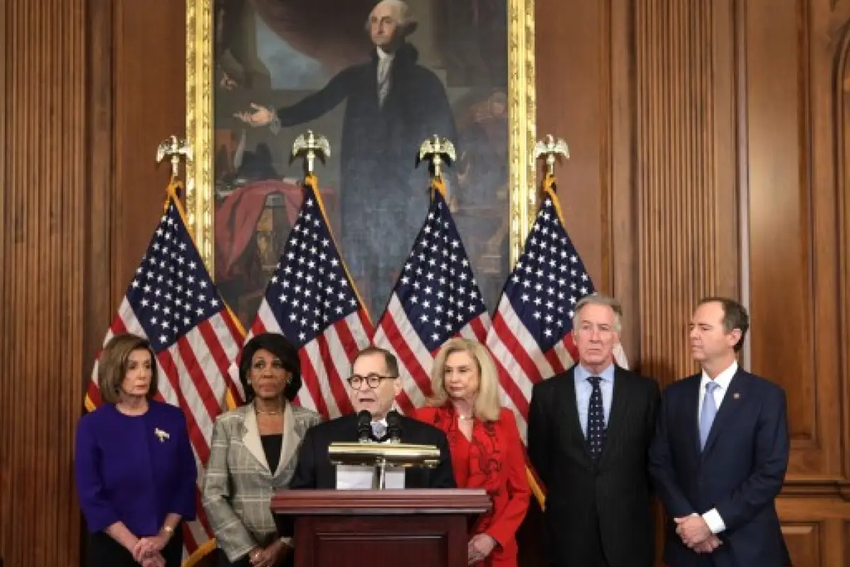 Demócratas acusan formalmente a Trump de abuso de poder y de obstrucción. Foto: AFP.