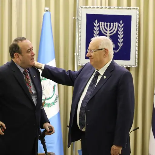 Giammattei insta a reconocer que Jerusalen es la capital eterna de Israel1 ,