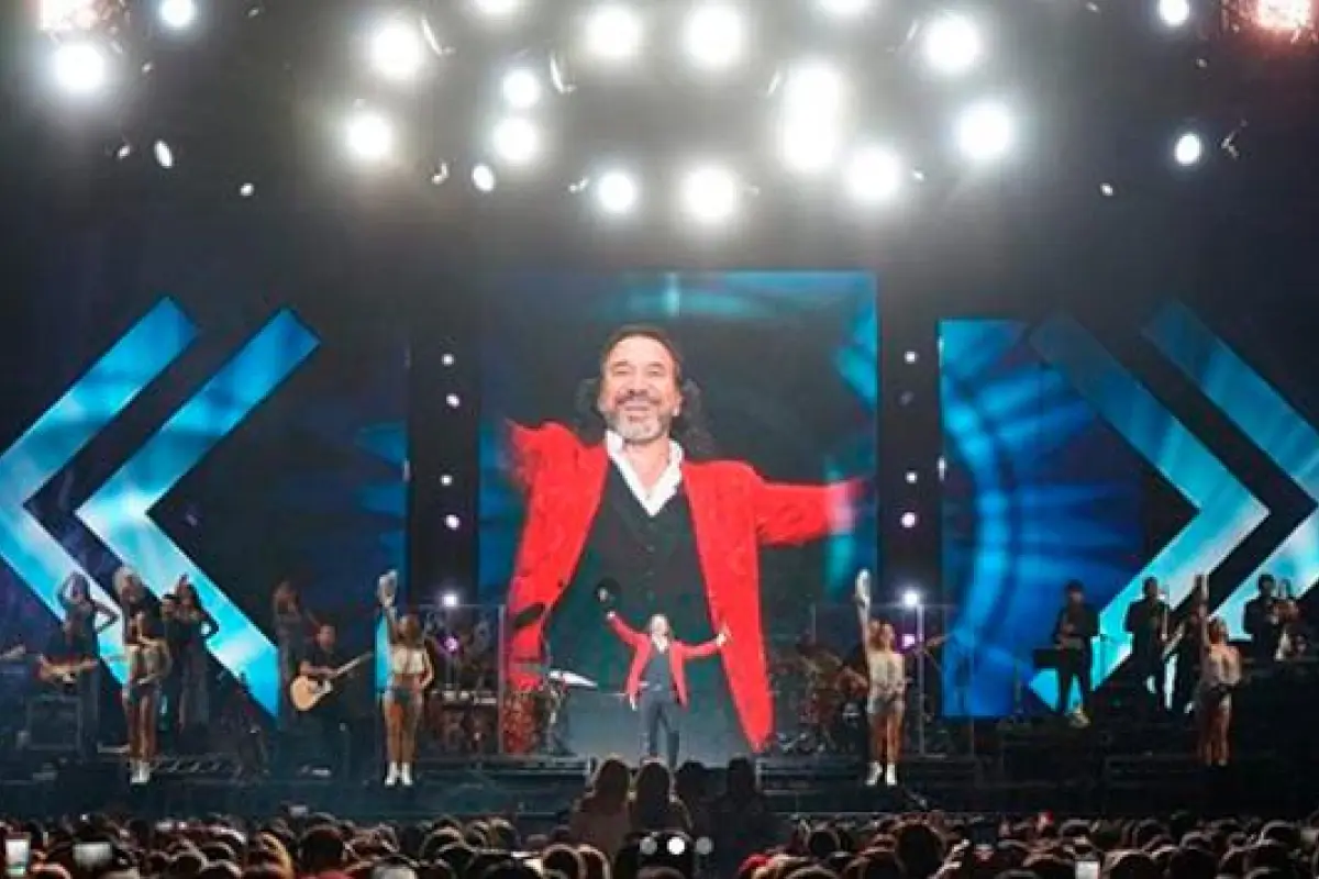 marco antonio solís, 