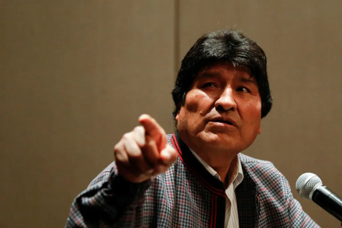 Fiscalía de Bolivia ordena detener al expresidente Evo Morales