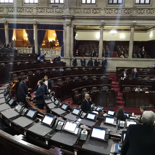 Aguinaldo Congreso de la República Emisoras Unidas Guatemala ,