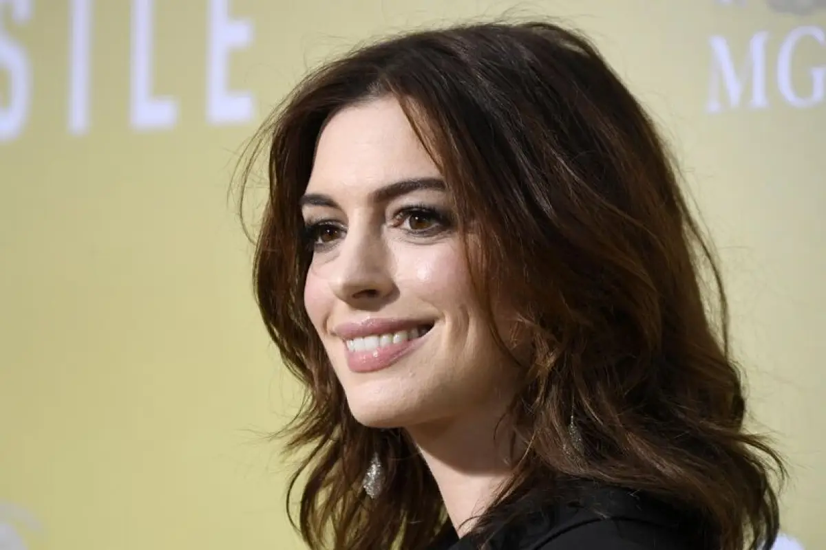 HOLLYWOOD, CALIFORNIA - MAY 08: Anne Hathaway attends the Premiere Of MGM's "The Hustle" at ArcLight Cinerama Dome on May 08, 2019 in Hollywood, California. (Photo by Frazer Harrison/Getty Images)