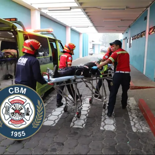Dos policias y un fallecido por ataque armado en gasolinera en primero de julio mixco ,