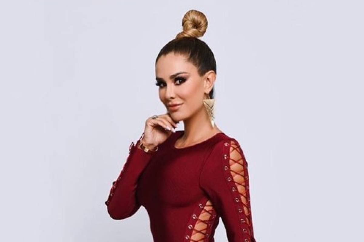 Ninel Conde enciendes las redes con candente bikini