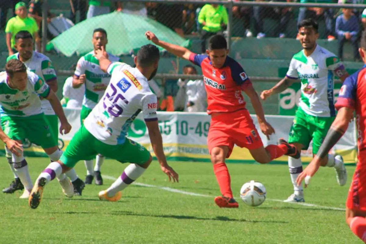 Fotos Municipal: Los rojos visitan al cuadro de Antigua GFC este jueves 