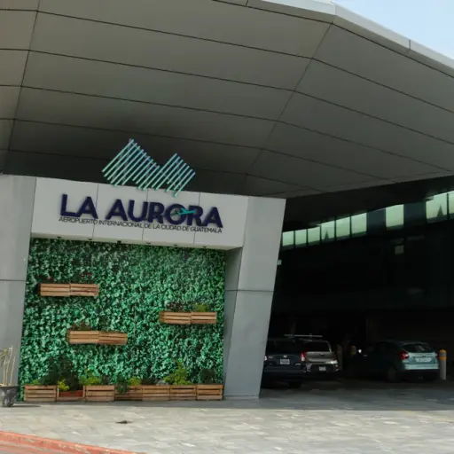 Aeropuerto 2 ,
