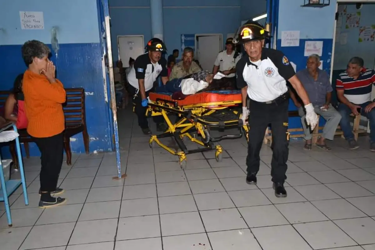 accidente de bus Gualan Zacapa Emisoras Unidas Guatemala, 