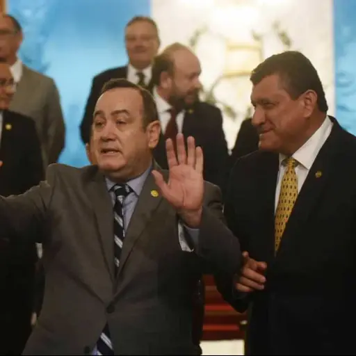 giammattei-casa presidencia ,