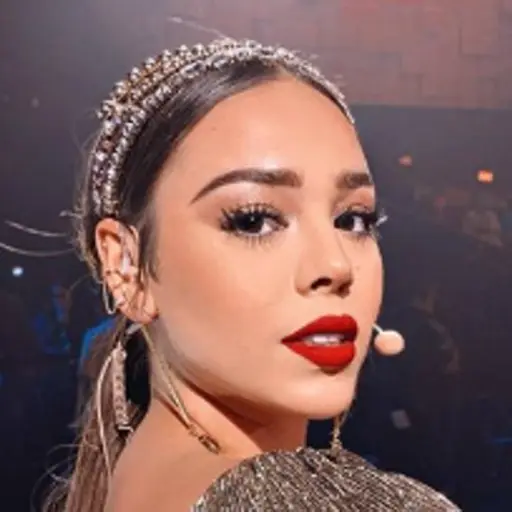 Danna Paola