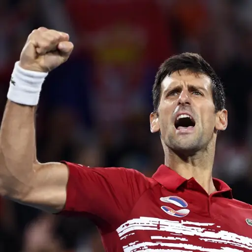 Novak Djokovic explota en júbilo tras vencer a Rafael Nadal. Foto: AFP