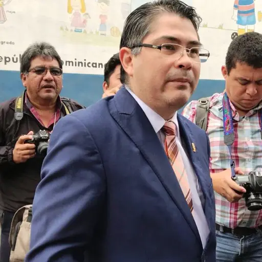 CSJ-amparo-Othmar-Sánchez-Parlacen-Emisoras-Unidas-Guatemala ,