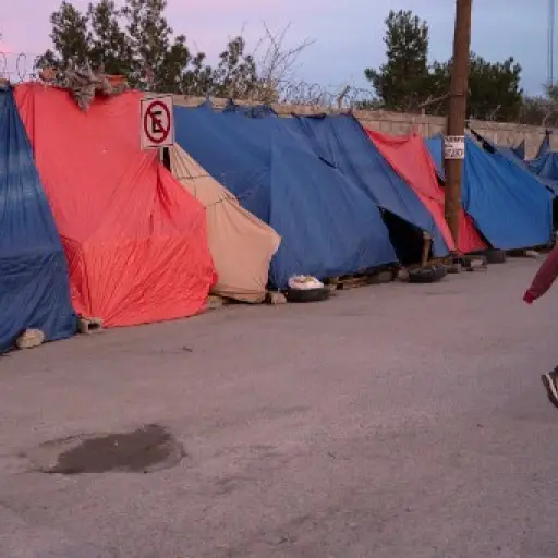 EEUU enviará a Guatemala a mexicanos que buscan asilo, dice el DHS