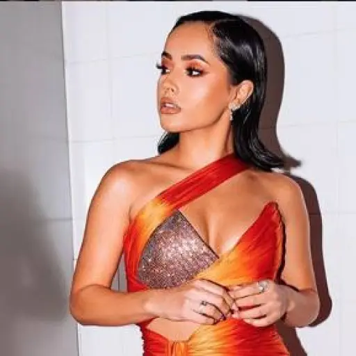 Conozca en qué gasta la reguetonera Becky G su dinero