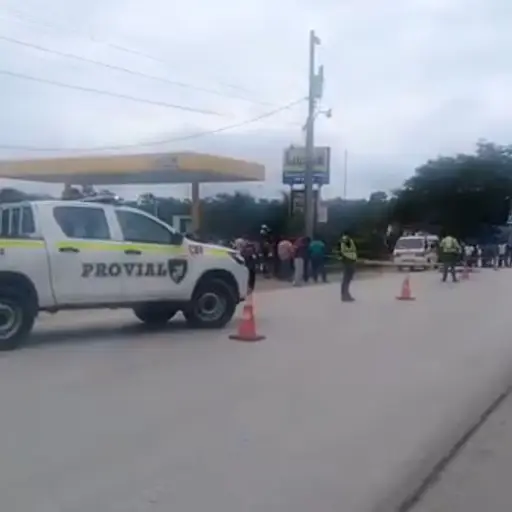 VIDEO. Un fallecido por choque entre camión y motocicleta en Petén ,