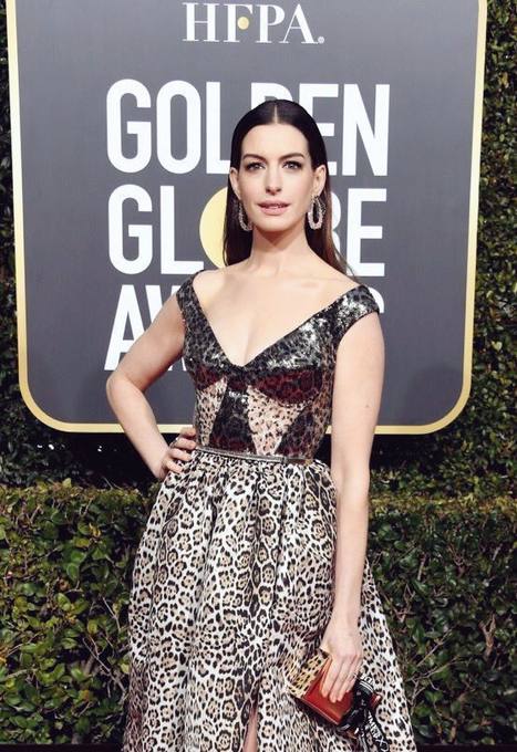 anne-hathaway-alfombra-roja-golden-globes-emisoras-unidas-6 | 