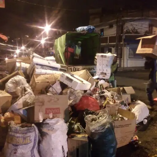 Unas 400 toneladas de basura dejaron las fiestas de fin de año en la capital ,